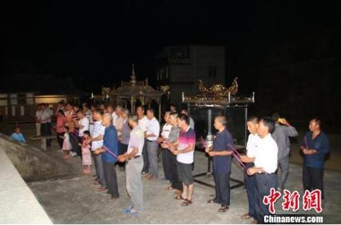 追索“章公祖师”首场听证会：福建村民称“绝不会放弃”