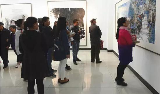 中国国家画院国画、书法篆刻作品巡展首站至洛阳