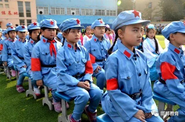 复兴区百花小学戏剧嘉年华开幕