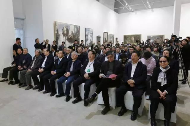 邱汉桥：人民艺术家的时代风范